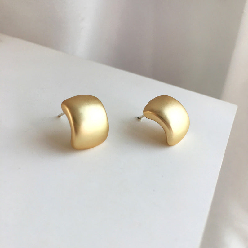 Gold earrings