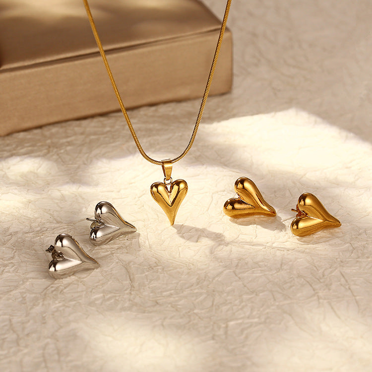 Heart-shaped Necklace and earrings